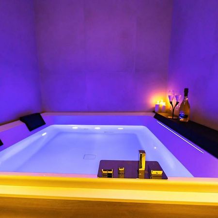 Elite Accommodations & Hydromassage Pool 雷焦卡拉布里亚 外观 照片