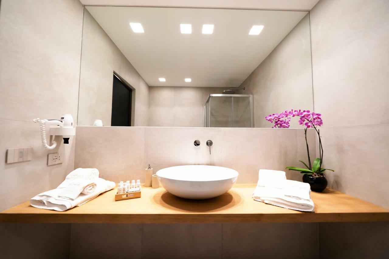 Elite Accommodations & Hydromassage Pool 雷焦卡拉布里亚 外观 照片
